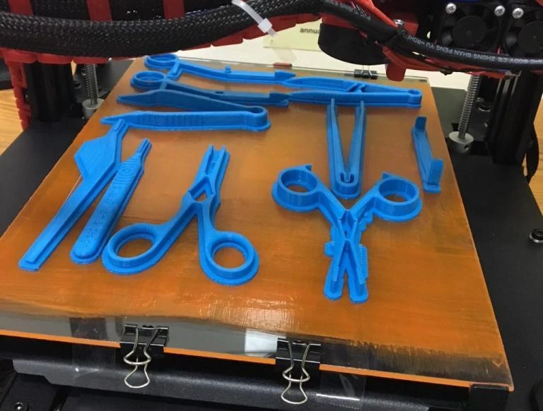 Παγκόσμια πρωτοτυπία! Νεαρός Έλληνας χειρουργός επινόησε πατέντα που αλλάζει για πάντα την ιατρική